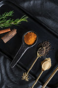 Afbeelding laden in Galerijviewer, The Palm Tree Tea Spoon