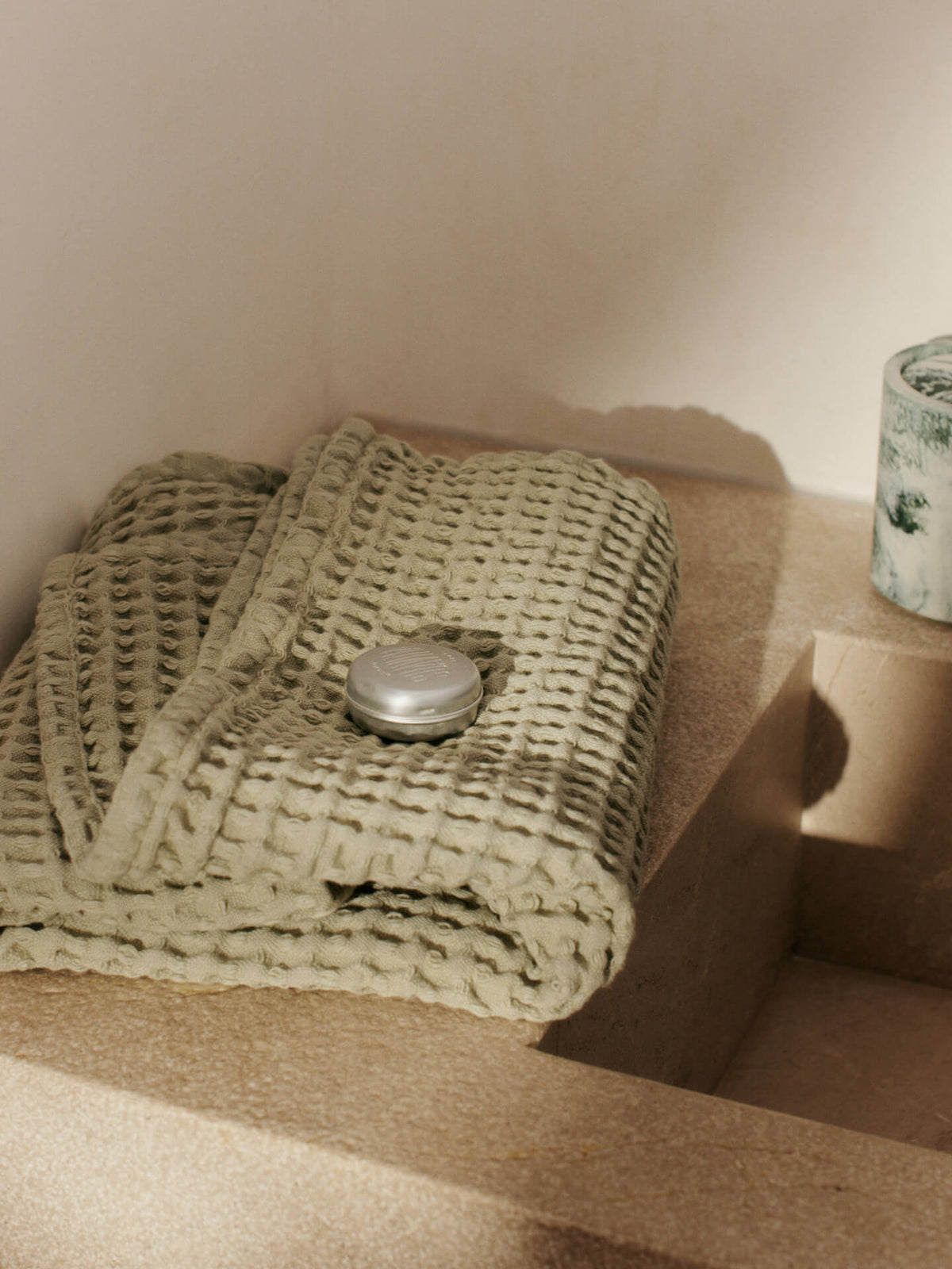 Handdoek Organic light celedon sfeerbeeld