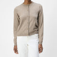Afbeelding laden in Galerijviewer, OBJTHESS L/S SHORT CARDIGAN NOOS