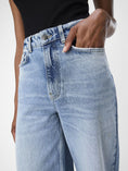 Load image into Gallery viewer, OBJNIA BEATE HW JEANS NOOS