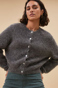 Afbeelding laden in Galerijviewer, cleo natural cardigan
