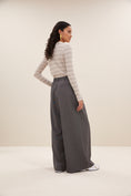 Afbeelding laden in Galerijviewer, basic ls pearl stripe top