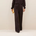 Afbeelding laden in Galerijviewer, uma satin stripe pants