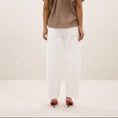Afbeelding laden in Galerijviewer, begum white jeans