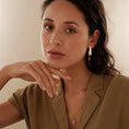 Afbeelding laden in Galerijviewer, Amazing Rose Quartz Earrings