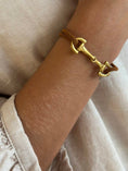 Afbeelding laden in Galerijviewer, Armband met touw en gouden gesp / Camel