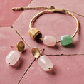 Afbeelding laden in Galerijviewer, Ease Rose Quartz Earrings