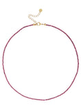 Afbeelding laden in Galerijviewer, Fijne korte ketting met mini edelsteentjes / aubergine