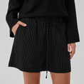 Afbeelding laden in Galerijviewer, JannieMW Shorts