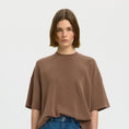 Afbeelding laden in Galerijviewer, SLFOVERSIZED TENNY TEE NOOS
