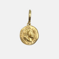 Afbeelding laden in Galerijviewer, Queen Pendant
