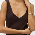 Afbeelding laden in Galerijviewer, OBJKUNI THESS S/L SINGLET KNIT TOP 145