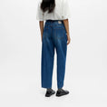 Afbeelding laden in Galerijviewer, OBJMIU ZOE MW BARREL ANKLE JEANS NOOS