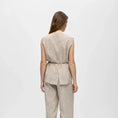 Afbeelding laden in Galerijviewer, OBJPAULA YUI LO WAISTCOAT 144