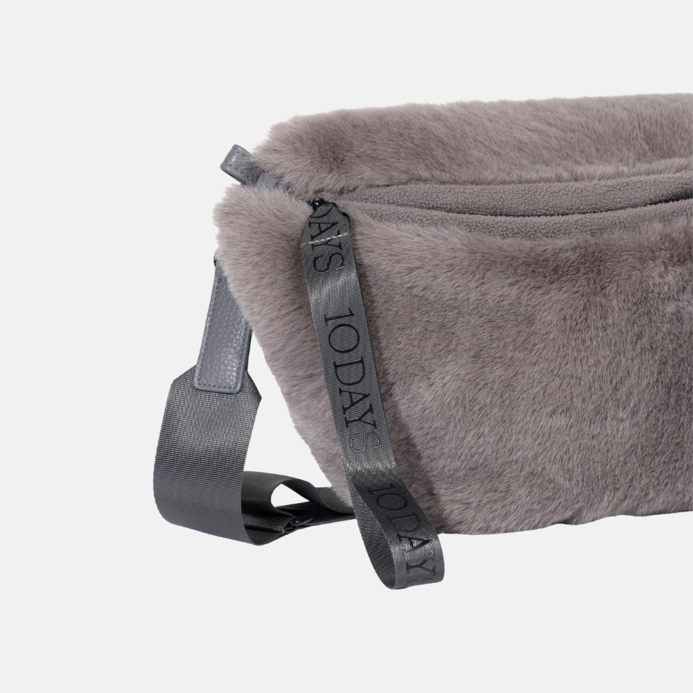 fluffy fannypack