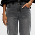 Load image into Gallery viewer, OBJSAVA ELLEN MW STRAIGHT BLK JEANS NOOS