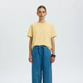Afbeelding laden in Galerijviewer, SLFESSENTIAL SS BOXY TEE NOOS