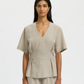 Afbeelding laden in Galerijviewer, SLFMARIAM SS LINEN BLEND TOP B