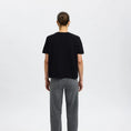 Afbeelding laden in Galerijviewer, SLFESSENTIAL SS BOXY TEE NOOS