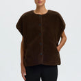 Afbeelding laden in Galerijviewer, SLWSMILLA SHORT TEDDY VEST