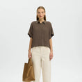 Load image into Gallery viewer, SLWVIVA SS CROPPED SUN SHIRT NOOS