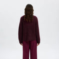 Afbeelding laden in Galerijviewer, SLFSIA RAS LS KNIT T-NECK