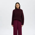 Afbeelding laden in Galerijviewer, SLFSIA RAS LS KNIT T-NECK