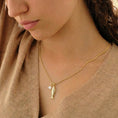 Afbeelding laden in Galerijviewer, Wild Fish Moonstone Necklace GP