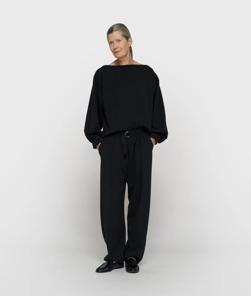 belted pants crepe