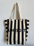 Afbeelding laden in Galerijviewer, Gestreepte tas LOVE | LOFTLOFT