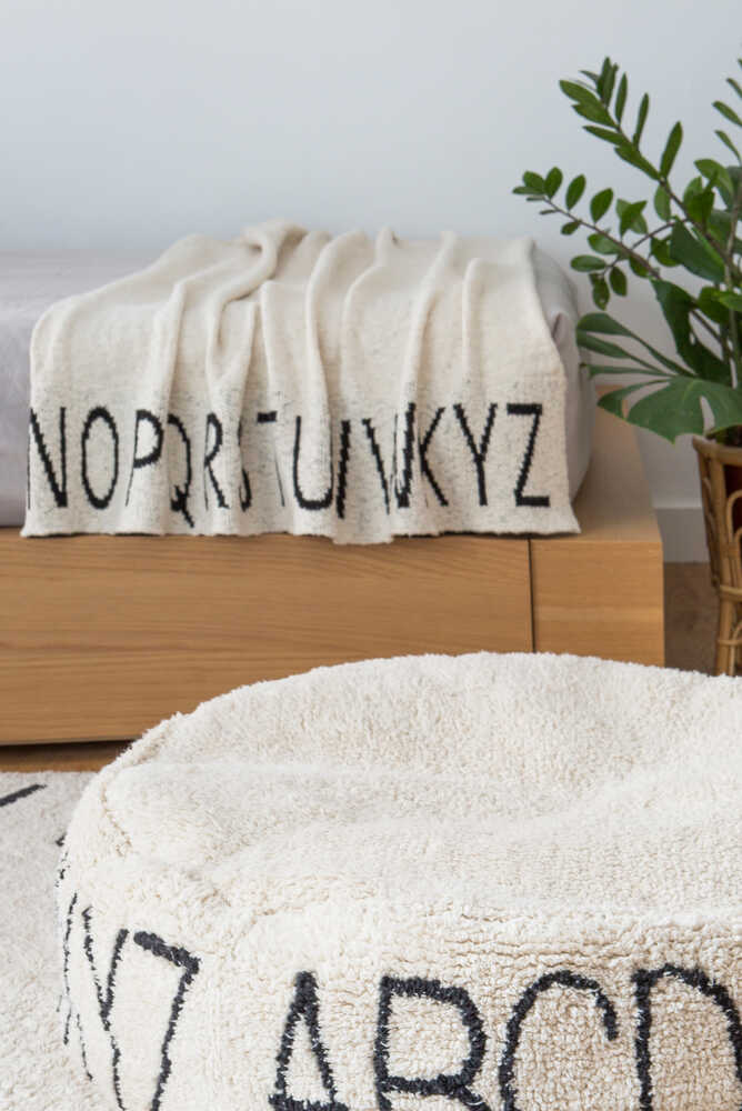 KNITTED BLANKET ABC NATURAL/BLACK