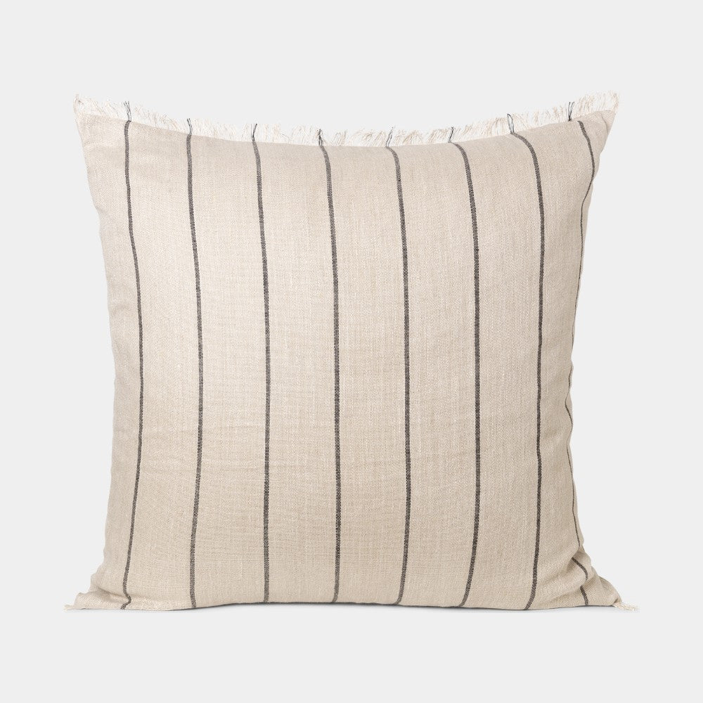Kussen Calm camel/zwart van katoen-linnen, 80 x 80 cm - Ferm Living