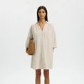 Load image into Gallery viewer, SLFLUISA-TALIA LINEN BLEND DRESS NOOS