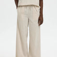 Load image into Gallery viewer, SLFLUISA MW WIDE LINEN BLEND PANT NOOS
