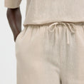 Load image into Gallery viewer, SLFLUISA MW WIDE LINEN BLEND PANT NOOS