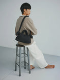 Load image into Gallery viewer, Mini Ona Bag Black