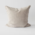 Afbeelding laden in Galerijviewer, Sierkussen Linnen 60x60 - Malou Naturel