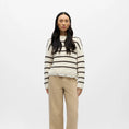 Load image into Gallery viewer, OBJODA L/S LO KNIT PULLOVER 143
