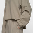 Afbeelding laden in Galerijviewer, silent chique raglan sweater