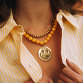 Afbeelding laden in Galerijviewer, Smiley Big Pendant