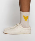 Afbeelding laden in Galerijviewer, socks yellow heart