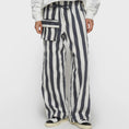 Afbeelding laden in Galerijviewer, straight leg pants stripes