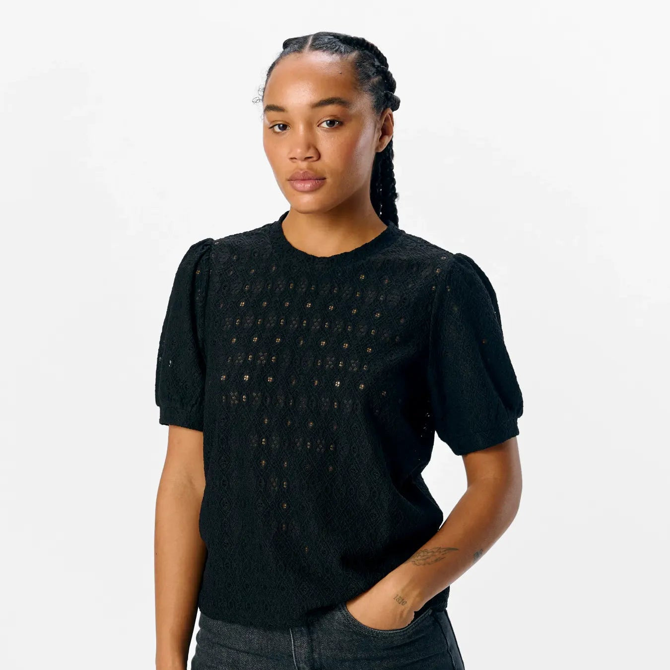 OBJLAILA S/S RE TOP NOOS