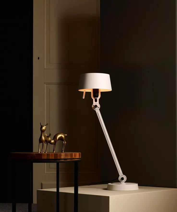 Tonone BOLT | TABLE STANDARD