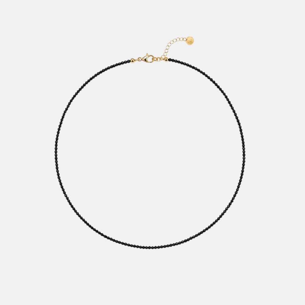 Fijne korte ketting met mini edelsteentjes / Zwart
