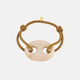 Afbeelding laden in Galerijviewer, Armband met XL opengewerkte bedel / oker
