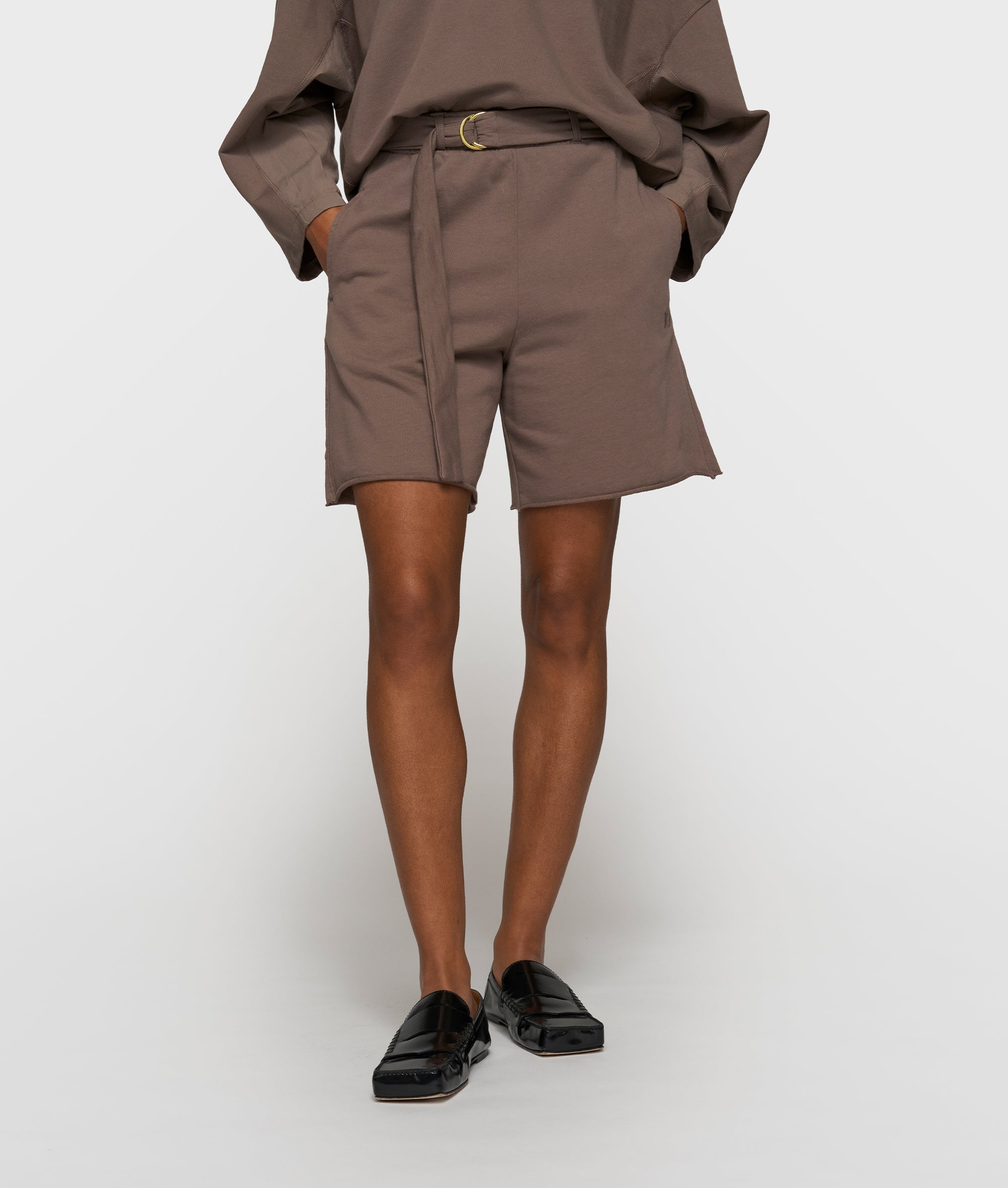 belted shorts fleece