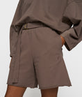 Afbeelding laden in Galerijviewer, belted shorts fleece
