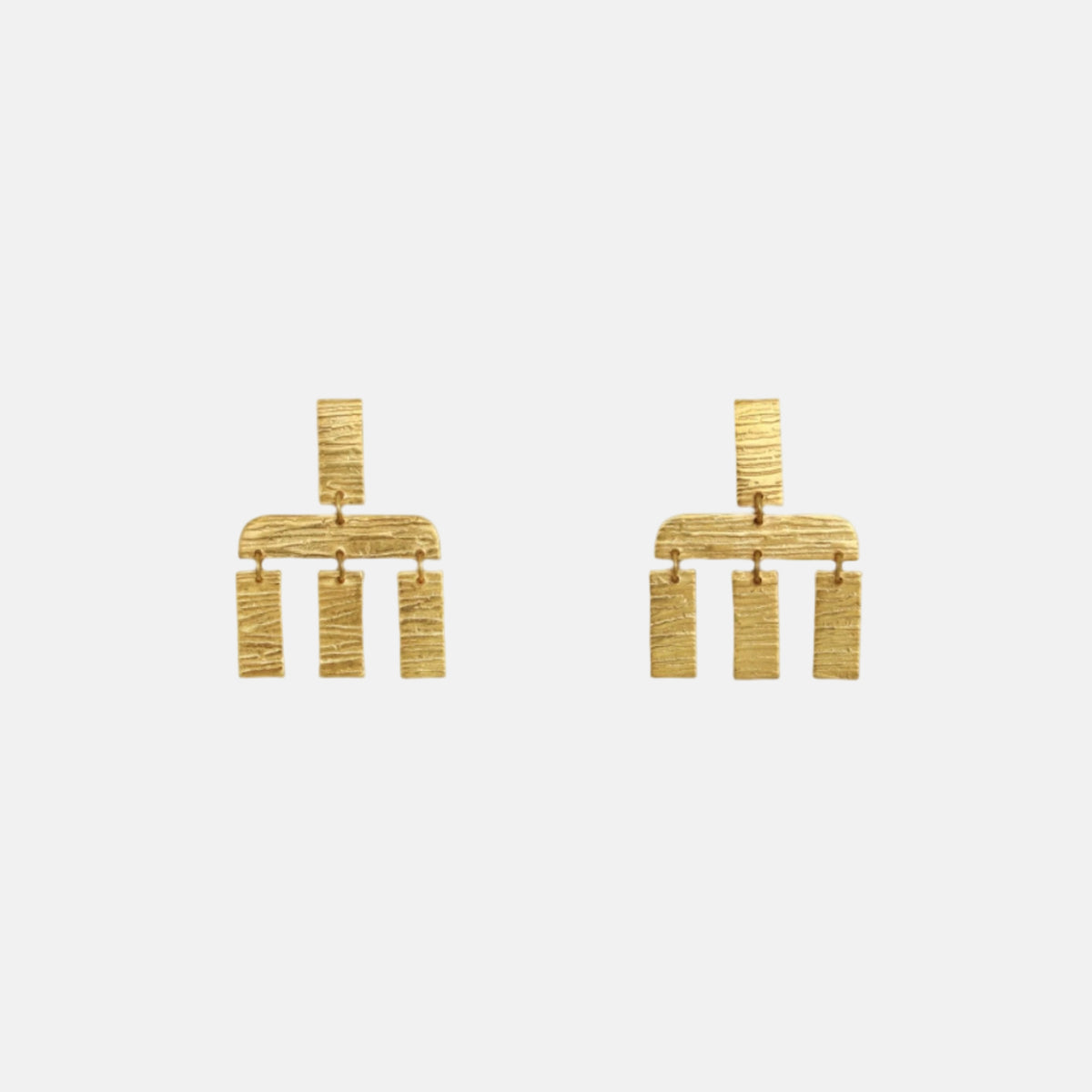 puck single earring