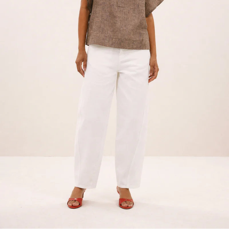 begum white jeans